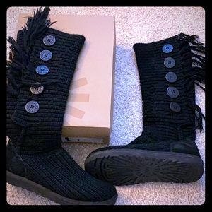 ❣️Authentic Ugg Cardy boot with fringe❣️